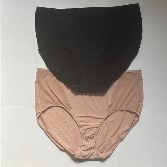 Vanity Fair lot of 2 mesh panel size 2XL panties - Picture 1 of 3
